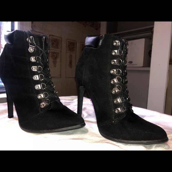 Cute goth heels - Picture 3 of 4